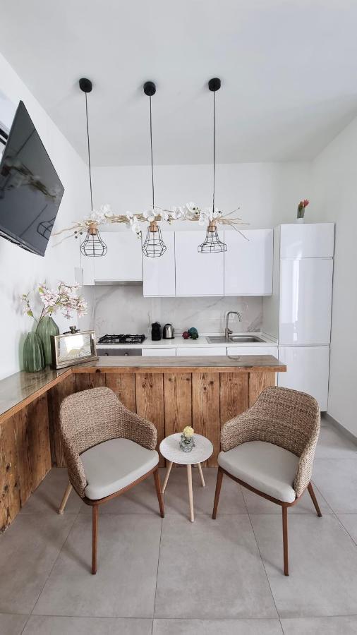 Bed and Breakfast Dimora Giusti Lecce Exterior foto